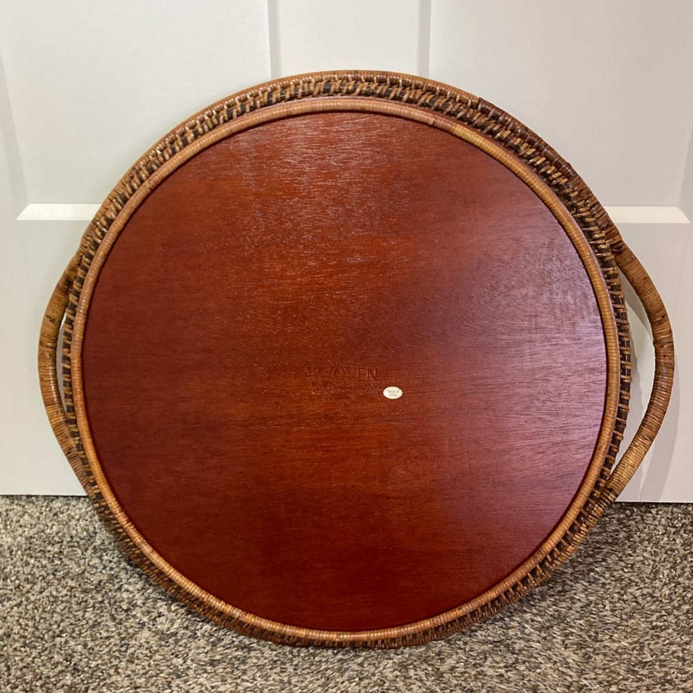 Pampered Chef Woven Selections Round Rattan Tray with Handles 17” - Picture 2 of 8
